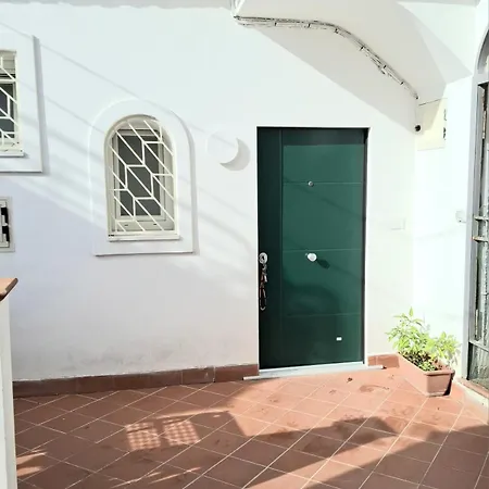 Eleonora's House Main Square 米诺利