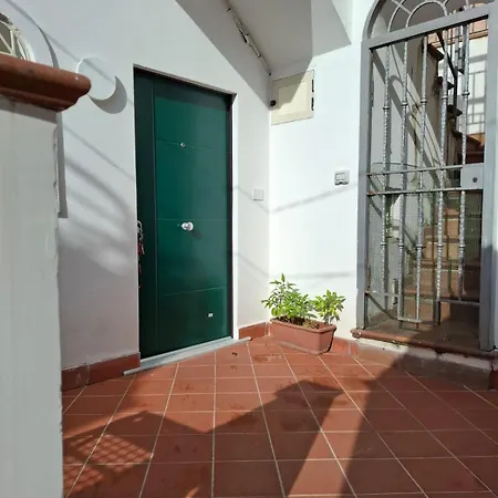 度假居 Eleonora's House Main Square *