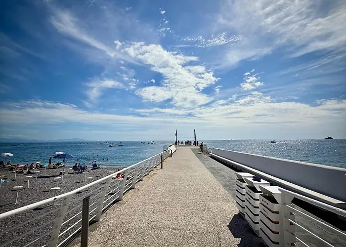 Eleonora's House Main Square * ミノーリ